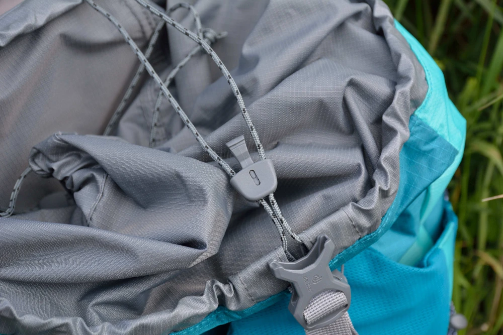 Review Deuter ACT Lite