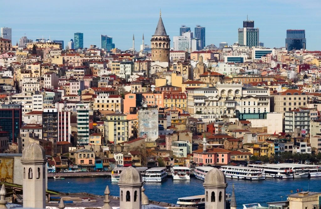 Istanbul en de Galatatoren - de ideale plek voor een opwindende zomervakantie